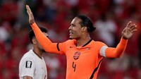 Van Dijk Sempat Ingin Pensiun dari Timnas, tapi Batal Berkat Xavi
