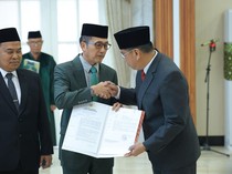 Ratu Dewa Lantik Sulaiman Amin Jadi Pj Sekda Palembang