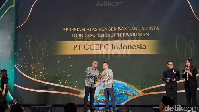 Anugerah Ekonomi Hijau CCEPC Indonesia