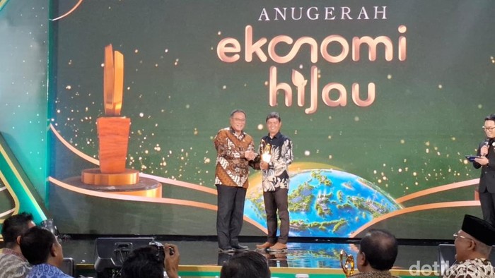Anugerah Ekonomi Hijau pegiat lingkungan