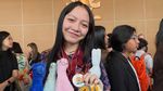 Keren! Embun Putri Omesh-Dian Ayu Raih 3 Medali Lomba Debat Internasional