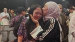 Keren! Embun Putri Omesh-Dian Ayu Raih 3 Medali Lomba Debat Internasional