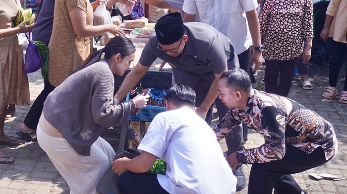 Bupati Batang M Faiz Kurniawan