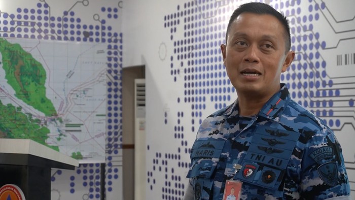 Danlanud Roesmin Nurjadin Marsma TNI Abdul Haris menjelaskan strategi Satgas Udara dalam penanganan karhutla di Provinsi Riau, Kamis (3/9/2026).