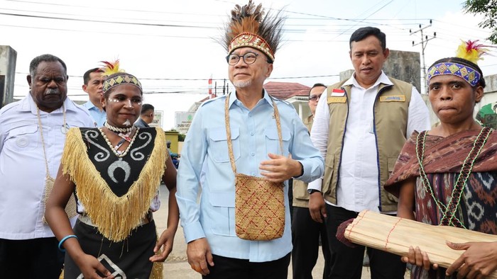 Dari Sorong, Zulhas Pastikan Program Pangan Jangkau Wilayah Timur