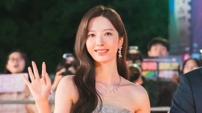 Bona WJSN Putar Balik Waktu di Drakor Dive Into You