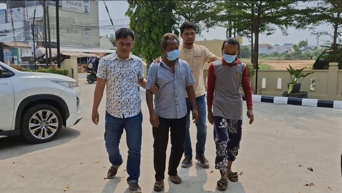 Dua pria di Palembang diamankan karena membuka lahan dengan cara dibakar
