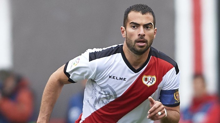 MADRID, SPAIN - MARCH 31: Jordi Amat of Rayo Vallecano in action during the La Liga match between Rayo Vallecano de Madrid and Real Betis Balompie at Campo de Futbol de Vallecas on March 31, 2019 in Madrid, Spain. (Photo by Quality Sport Images/Getty Images)
