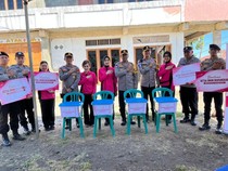 Kapolda NTT Cek Kondisi Rumah Personel yang Terdampak Gempa di Manggarai