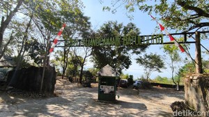 Dulu Ramai Pengunjung, Wisata Batu Luhur Kini Jadi Rumah Monyet Liar