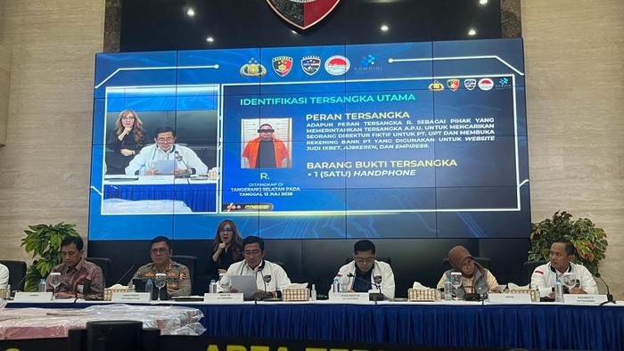 Konferensi pers di Bareskrim Polri