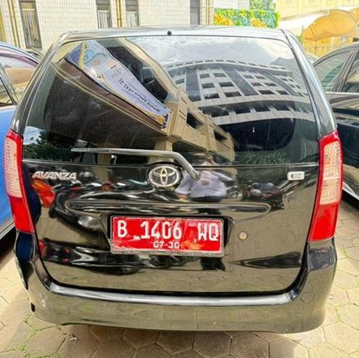Lelang mobil Avanza Rp 30 jutaan