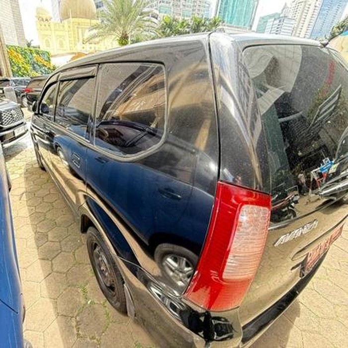 Lelang mobil Avanza Rp 30 jutaan