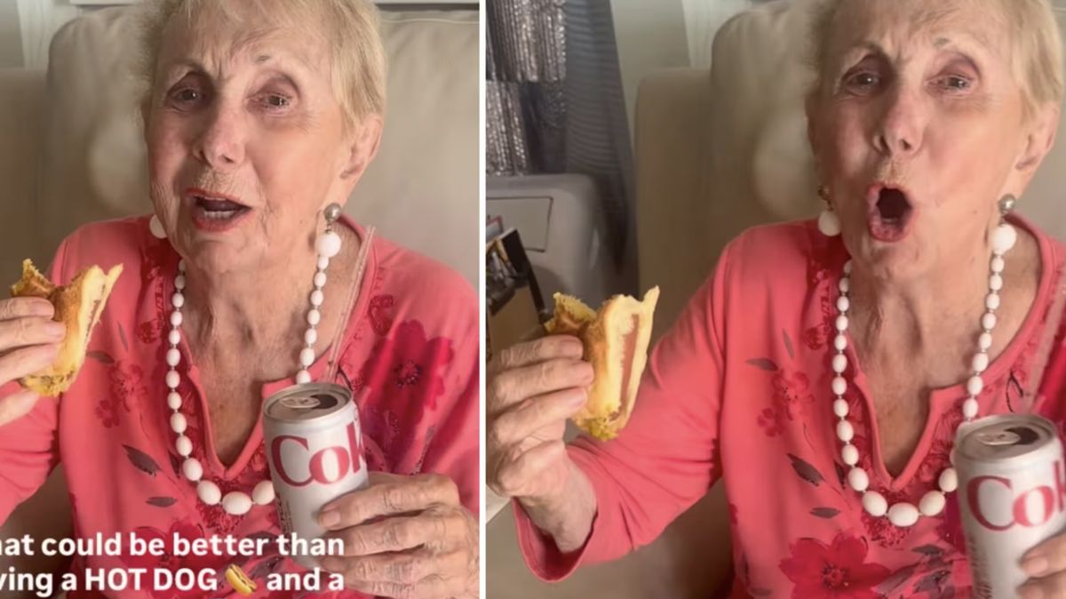 Nenek 100 Tahun Ini Doyan Hot Dog dan Soda, Ngaku Serasa di Surga!