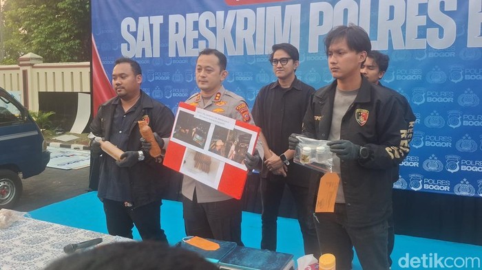 Polres Bogor bongkar peredaran merkuri ilegal