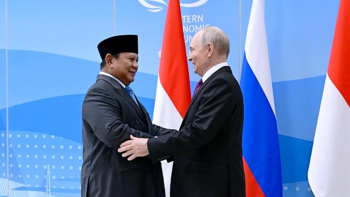 Prabowo bertemu Putin di Vladivostok, Rusia, Kamis (3/9/2029).