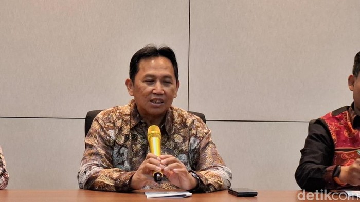 Sekretaris Kementerian Koperasi (Sesmenkop) Ahmad Zabadi