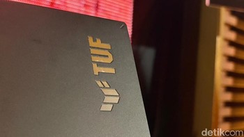 Ini logo TUF yang dimaksud. Foto: Panji Saputro/detikINET