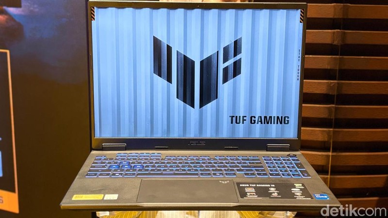 Begini tampilan Asus TUF Gaming 16 (FX610) yang memiliki performa istimewa. Laptop ini dapat dipakai gaming, bikin konten, sampai aktivitas yang membutuhkan AI.