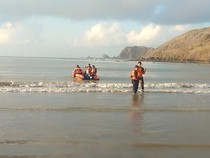 Nelayan Hilang di Perairan Pantai Areguling Lombok Tengah, Perahunya Rusak