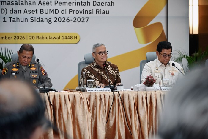 Wakil Ketua Komisi II DPR RI Aria Bima
