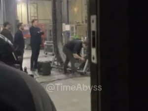 Geger Video Elon Musk Disebut Bikin Portal ke Dimensi Lain