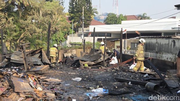 Kebakaran bedeng di Kedoya, Jakbar telah padam (Taufiq Syarifudin/detikcom)