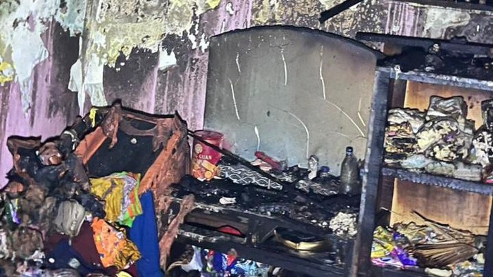 Kebakaran rumah di Makassar.