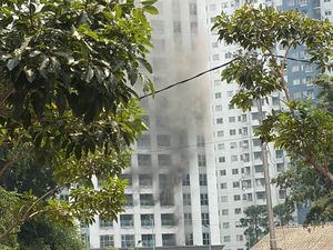 Video: Apartemen di Tanah Abang Jakpus Kebakaran, Penghuni Dievakuasi