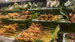 Mampir ke Angkringan Favorit Jokowi di Solo, Ada Sate hingga Teh Poci!