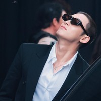 Meski sudah mencukur habis rambutnya, CARAT takjub melihat bagaimana Mingyu semakin terlihat tampan dan menawan. Ia membuktikan dirinya tampan sejak lahir. Bahkan banyak yang menyamakan penampilannya dengan karakter manhwa. Foto: dok. X