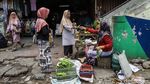 Pasar Sukapura Bertahan di Tengah Bangunan yang Memprihatinkan