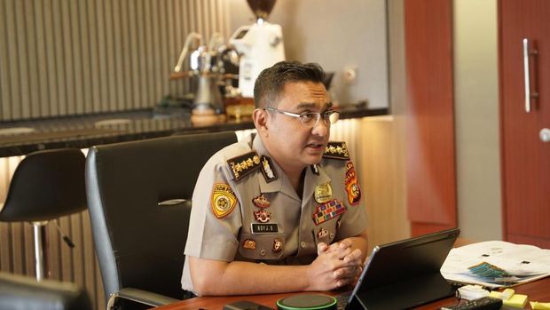 Polda Riau terus mendukung ketahanan pangan melalui penanaman jagung pipil Polda Riau terus mendukung ketahanan pangan melalui penanaman jagung pipil