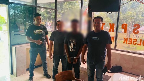 Polsek Mataram menyerahkan pelaku pencurian inisial SR ke Polsek Maluk, Sumbawa Barat, NTB, Jumat (4/9/2026).