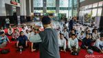 Saat Khutbah Salat Jumat Disampaikan Lewat Bahasa Isyarat Saat Khutbah Salat Jumat Disampaikan Lewat Bahasa Isyarat