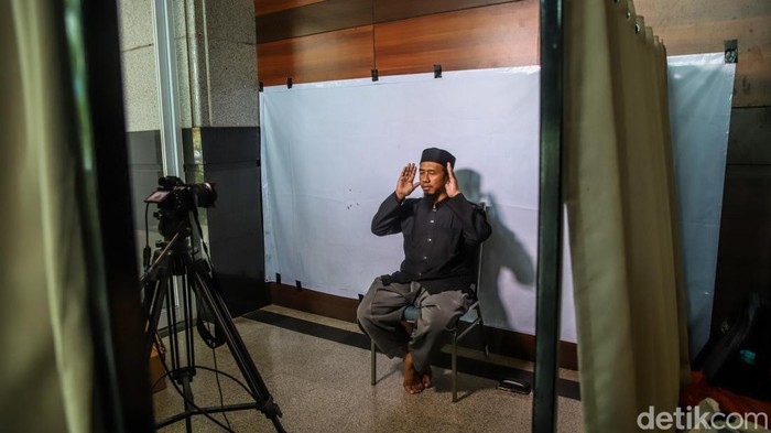 Saat Khutbah Salat Jumat Disampaikan Lewat Bahasa Isyarat Sejumlah umat Muslim penyandang disabilitas tunarungu mengikuti Pendampingan Bahasa Isyarat Salat Jumat di Jakarta Islamic Centre, Jakarta Utara, Jumat (4/9/2026). Kegiatan tersebut diikuti jamaah tunarungu dengan pendampingan bahasa isyarat agar mereka dapat mengikuti rangkaian ibadah Salat Jumat dengan lebih mudah.