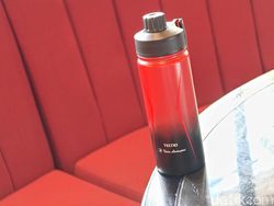Unboxing Tecno Pova 8 Pro Tonino Lamborghini, Mewah, Ngebut dan Sangar