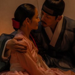 Cinta Berbahaya Son Ye Jin, Ji Chang Wook, & Nana di Drakor Netflix The Scandal