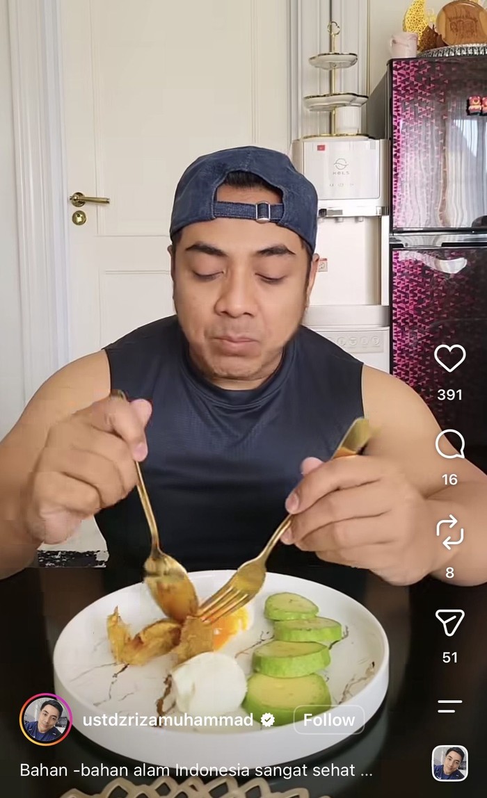 Ustaz Riza Hobi Makan Sehat, Sarapan Waffle Ubi Cilembu hingga Alpukat