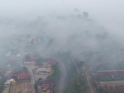 Asap Karhutla Selimuti Palembang, Nyaris Tak Terlihat Apa Pun!