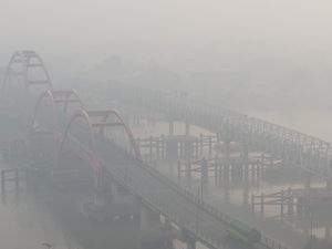 Kualitas Udara Palembang Masih Berbahaya, Ini Penjelasan BMKG