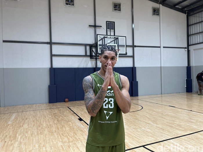 Derrick Michael