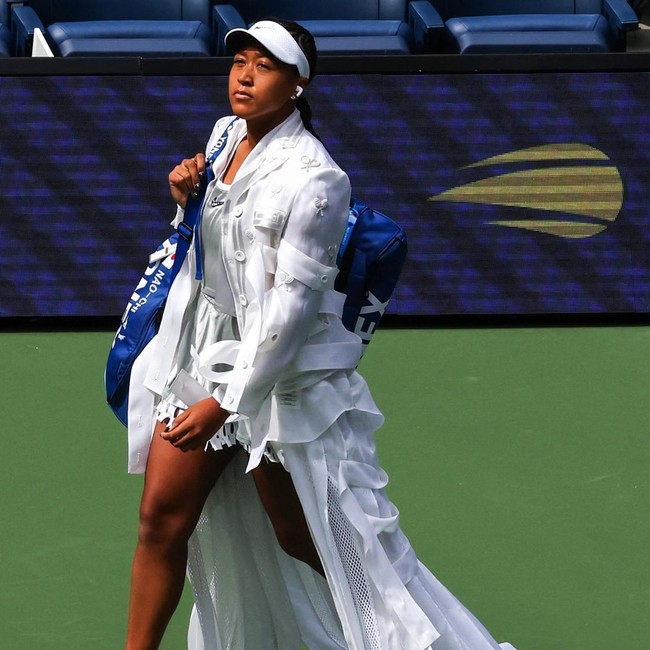Foto: Naomi Osaka Stylish di US Open 2026, Deja Vu Gaya Zendaya di Challengers