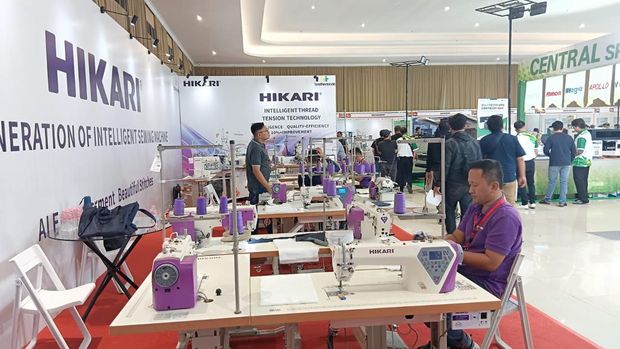 Gelaran Indonesia Apparel Production Expo (IAPE) 2026 yang berlangsung di Bandung Convention Centre pada 2-5 September 2026. Gelaran Indonesia Apparel Production Expo (IAPE) 2026 yang berlangsung di Bandung Convention Centre pada 2-5 September 2026.