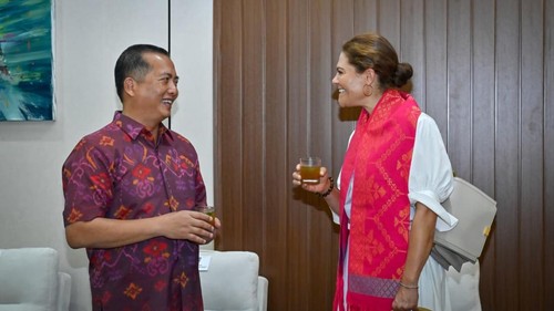 Gubernur NTB, Lalu Muhamad Iqbal, menyambut kunjungan Putri Mahkota Swedia, Victoria Ingrid Alice Desiree, di Kompleks Islamic Center Mataram, Sabtu (5/9/2026). (Dok. Pemprov NTB)