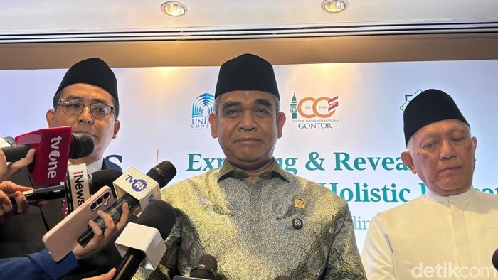 Ketua MPR RI Ahmad Muzani meminta ponpes melakukan evaluasi sistem pendidikan untuk menghapus kasus kekerasan di lingkungan pendidikan. (Belia/detikcom)