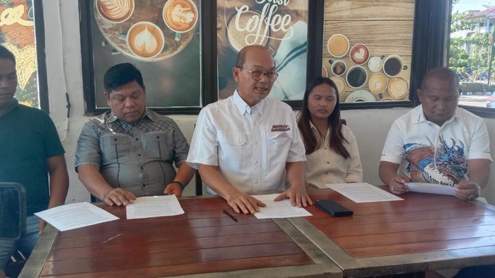 Lima partai politik memberikan keterangan soal wacana pemakzulan Bupati Tapteng Masinton Pasaribu (Dok. Istimewa)