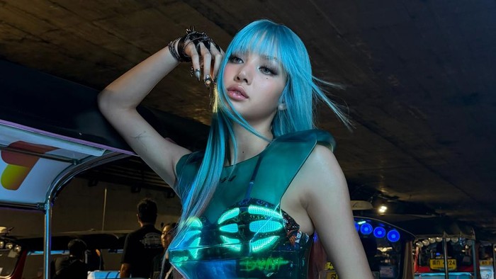 Lisa BLACKPINK di MV Terbaru, Sawadika.