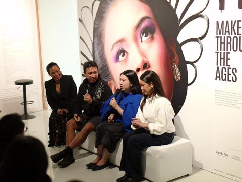 Pameran HYAS: Makeup Through the Ages.