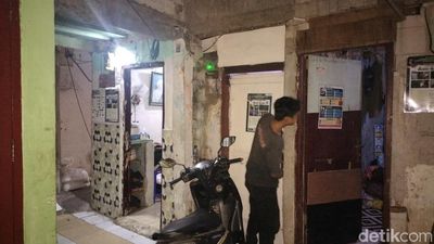 Tak Tersentuh Matahari, Ini Rumah Ujung Gang Bukit Duri yang Bakal Direnovasi
